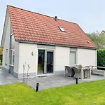 Vakantiewoning met zonnige tuin vlakbij het strand - Stern 194